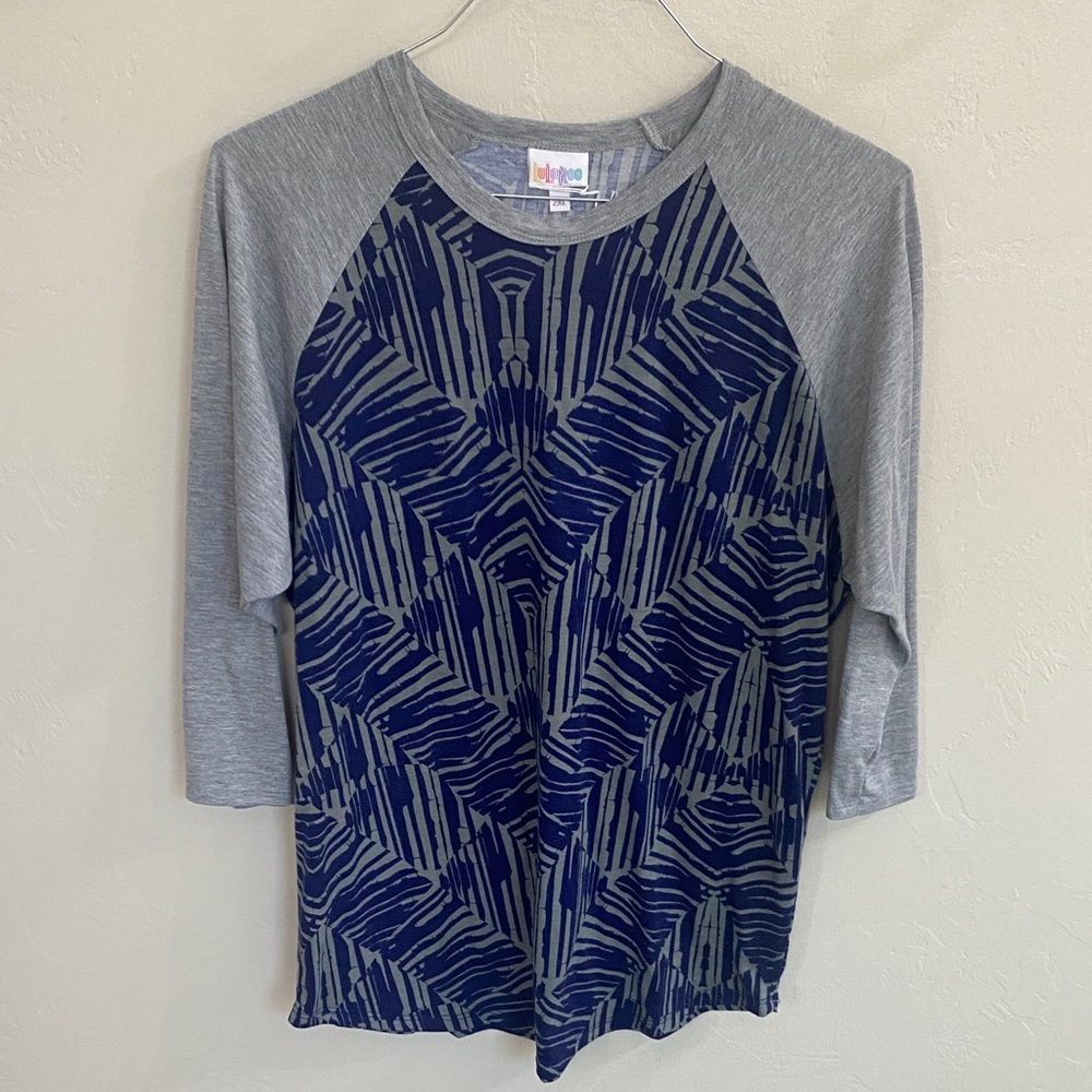 LuLaRoe Blue and Gray Geometric Top
